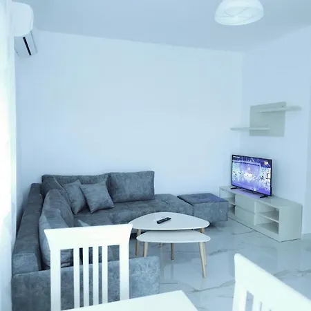 Apartment E&g *